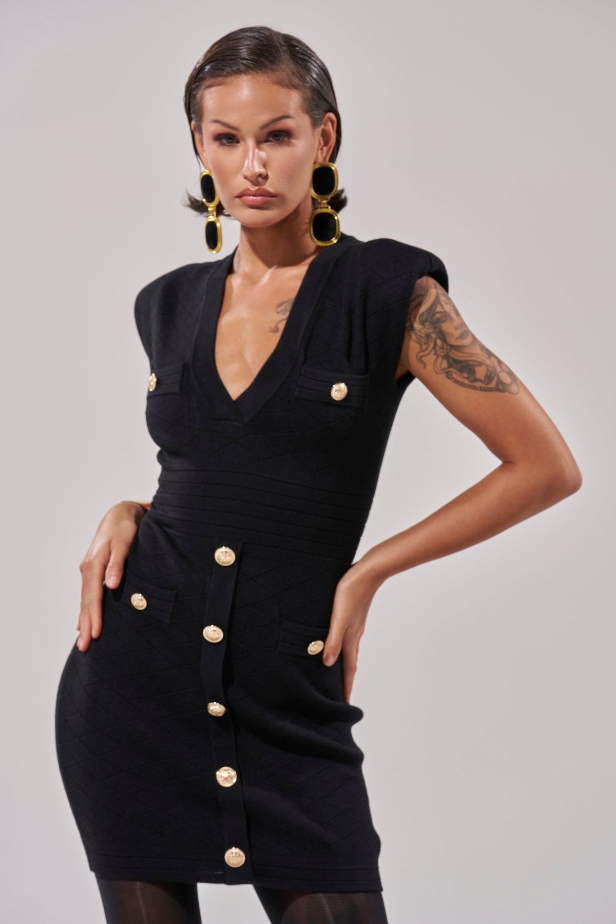 Susie Sleeveless Mini Dress In Black