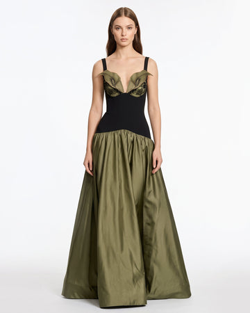 3D Floral Drop-Waist A-Line Maxi Dress - Olive Green & Black